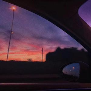 爽⋯好大⋯快⋯再深点视频
